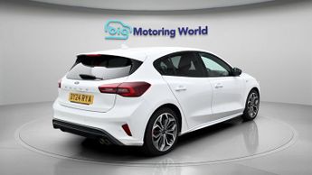 Ford Focus ST-LINE X