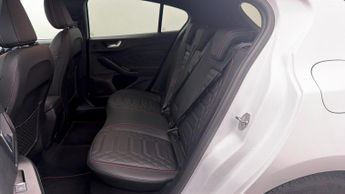 Ford Focus ST-LINE X