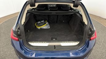 BMW 3 Series 330E SPORT