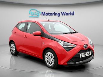Toyota AYGO VVT-I X-PLAY X-SHIFT TSS