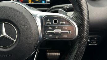 Mercedes-Benz GLA GLA 200 D AMG LINE