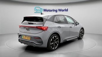 CUPRA Born V2