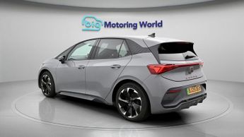 CUPRA Born V2