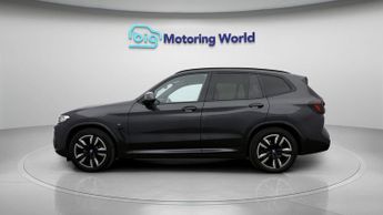 BMW iX3 M SPORT