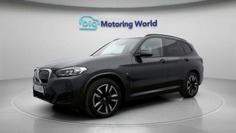 BMW iX3 M SPORT