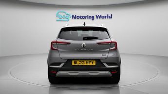 Renault Captur TECHNO E-TECH