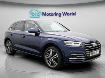 Audi Q5 TFSI E QUATTRO COMPETITION