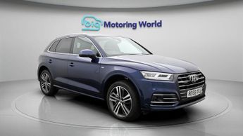 Audi Q5 TFSI E QUATTRO COMPETITION