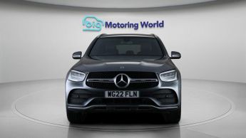 Mercedes-Benz GLC GLC 300 4MATIC AMG LINE