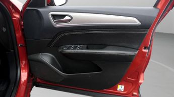 Renault Arkana TECHNO E-TECH