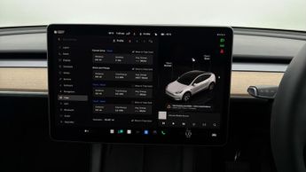 Tesla Model Y BASE