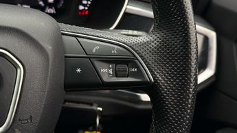 Audi Q3 TDI S LINE