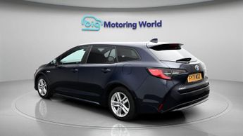 Toyota Corolla ICON TECH