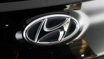 Hyundai KONA PREMIUM