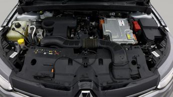 Renault Megane ICONIC E-TECH