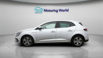 Renault Megane ICONIC E-TECH