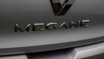 Renault Megane ICONIC E-TECH