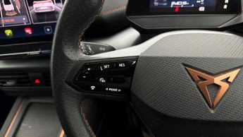 CUPRA Born V1
