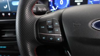 Ford Focus ST-LINE X