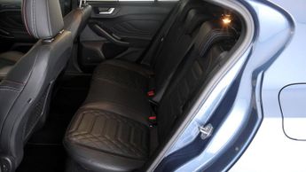 Ford Focus ST-LINE X