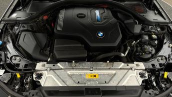 BMW 3 Series 330E SE PRO