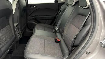 Renault Captur SE EDITION E-TECH