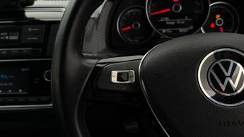 Volkswagen e-up! E-UP