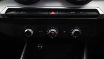 Audi Q2 TFSI S LINE