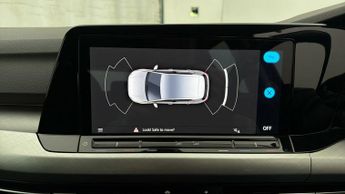 Volkswagen Golf LIFE TDI DSG