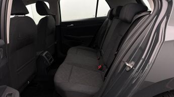 Volkswagen Golf LIFE TDI DSG