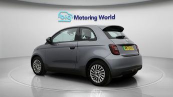 Fiat 500e ACTION