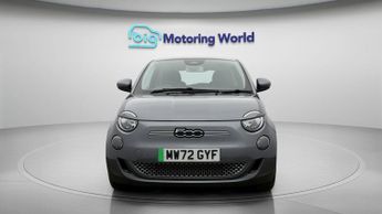 Fiat 500e ACTION