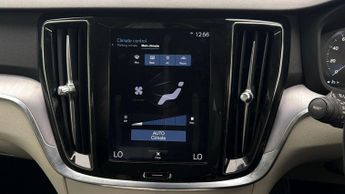 Volvo V60 D4 MOMENTUM