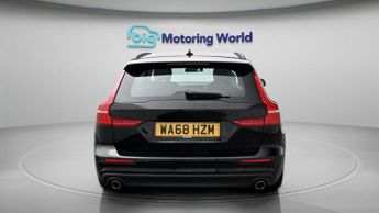 Volvo V60 D4 MOMENTUM