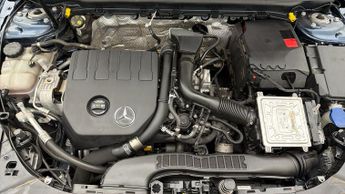 Mercedes-Benz CLA CLA 200 AMG LINE