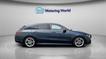 Mercedes-Benz CLA CLA 200 AMG LINE
