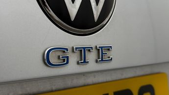Volkswagen Passat GTE DSG