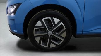 Hyundai KONA PREMIUM