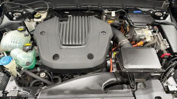 Volvo XC40 RECHARGE T4 R-DESIGN