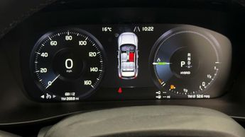 Volvo XC40 RECHARGE T4 R-DESIGN