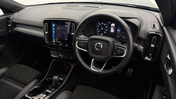 Volvo XC40 RECHARGE T4 R-DESIGN