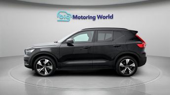Volvo XC40 RECHARGE T4 R-DESIGN