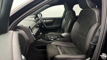 Volvo XC40 RECHARGE T4 R-DESIGN