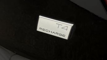 Volvo XC40 RECHARGE T4 R-DESIGN