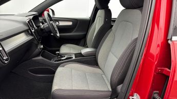 Volvo XC40 RECHARGE T4 CORE