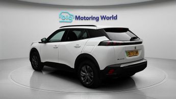 Peugeot E-2008 ACTIVE PREMIUM PLUS