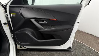Peugeot E-2008 ACTIVE PREMIUM PLUS