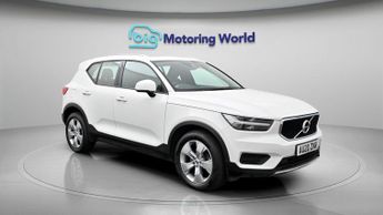 Volvo XC40 T4 MOMENTUM