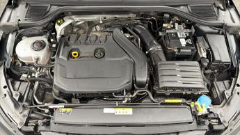 Volkswagen Golf R-LINE ETSI DSG