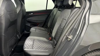 Volkswagen Golf R-LINE ETSI DSG